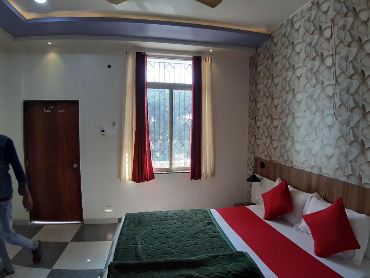 Hotel Great Annapurna Khuldabad Bagian luar foto