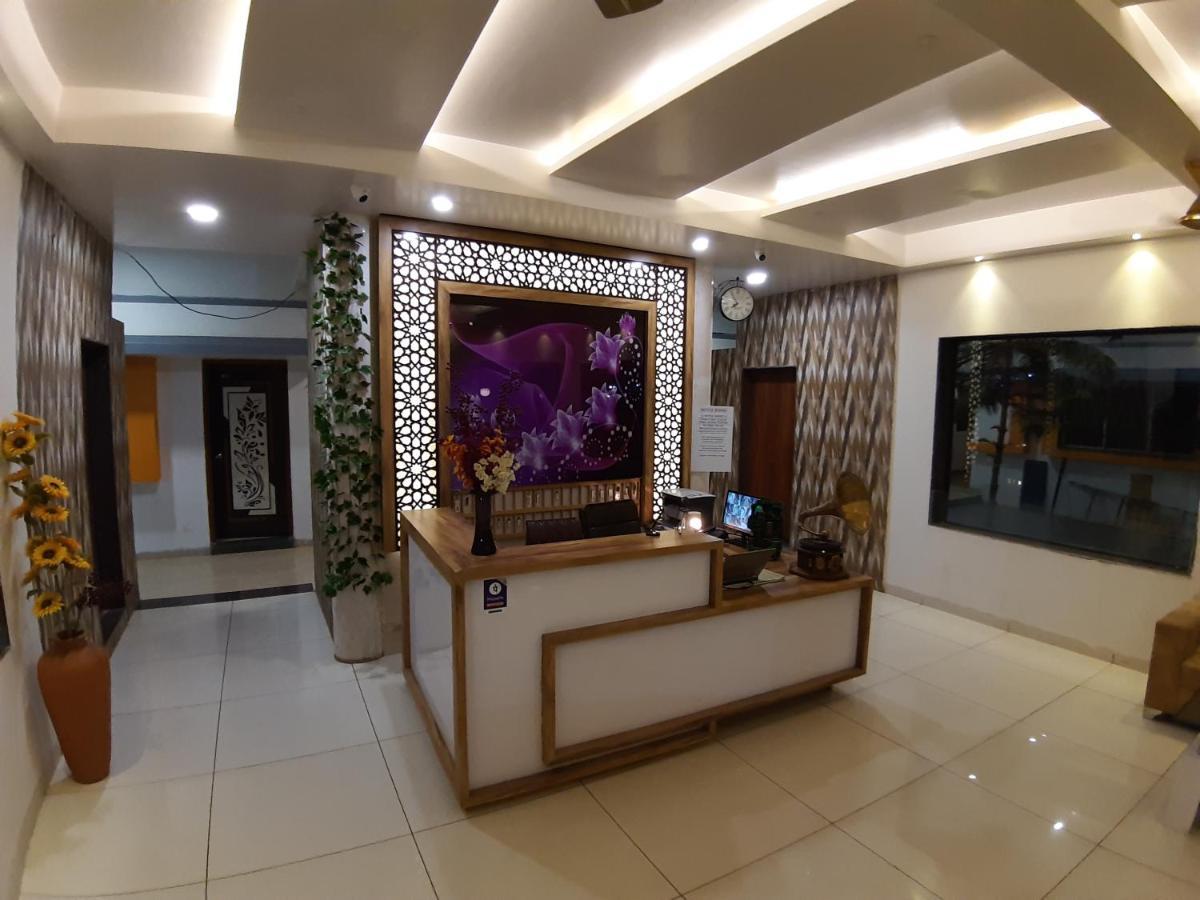 Hotel Great Annapurna Khuldabad Bagian luar foto